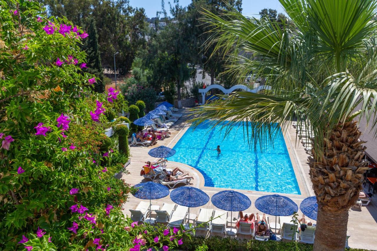 Natur Garden Hotel Бітез Екстер'єр фото