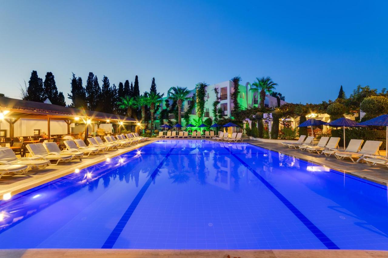 Natur Garden Hotel Бітез Екстер'єр фото